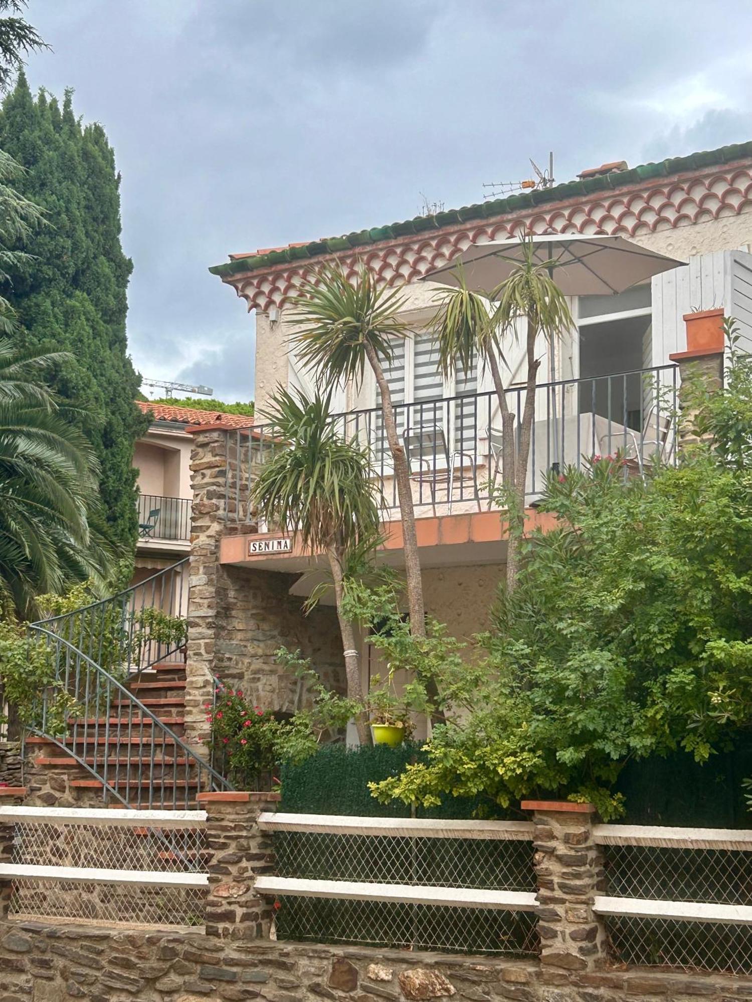 Unique! Au Centre Historique With 2 Bedrooms And Terrace Apartment